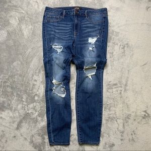 Refuge Size 12 Distressed Mid-Rise Skinny Jeans